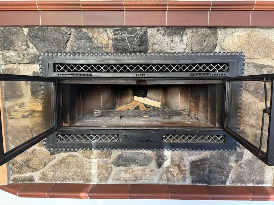 Romantisches Alpenchalet - Mit Sauna Und Kamin - Ruhig Und Zentral Bad Tölz Exterior foto