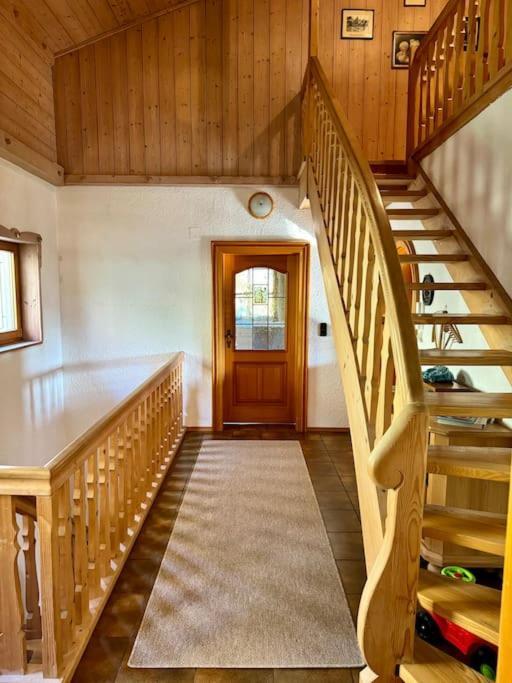 Romantisches Alpenchalet - Mit Sauna Und Kamin - Ruhig Und Zentral Bad Tölz Exterior foto