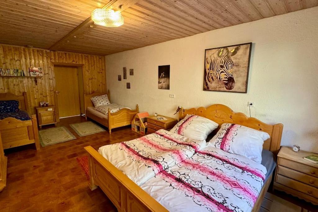 Romantisches Alpenchalet - Mit Sauna Und Kamin - Ruhig Und Zentral Bad Tölz Exterior foto