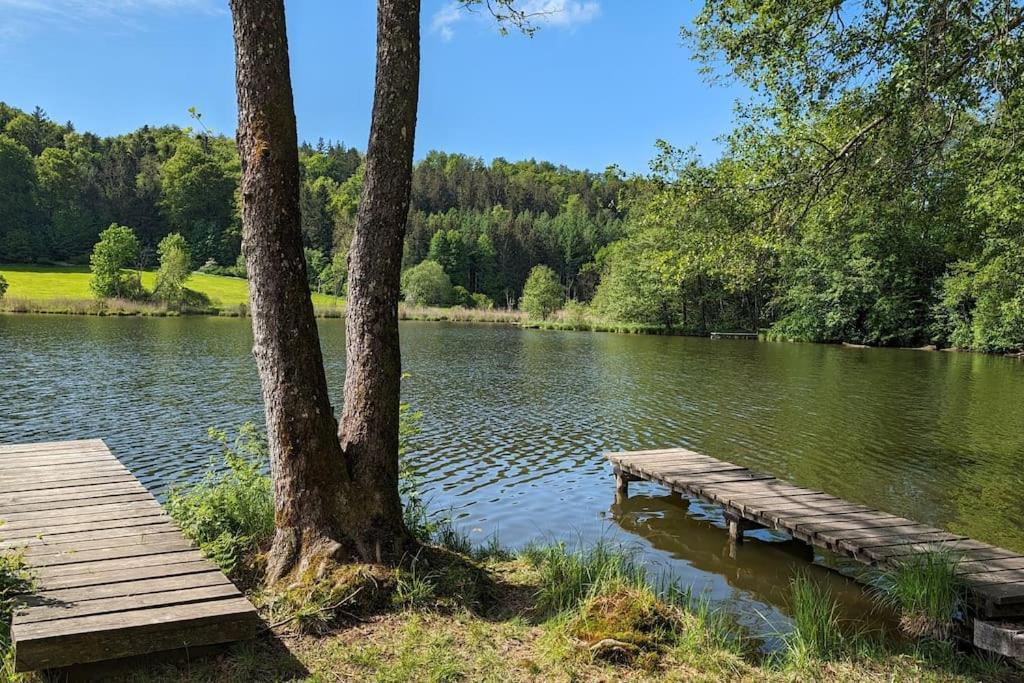 Romantisches Alpenchalet - Mit Sauna Und Kamin - Ruhig Und Zentral Bad Tölz Exterior foto